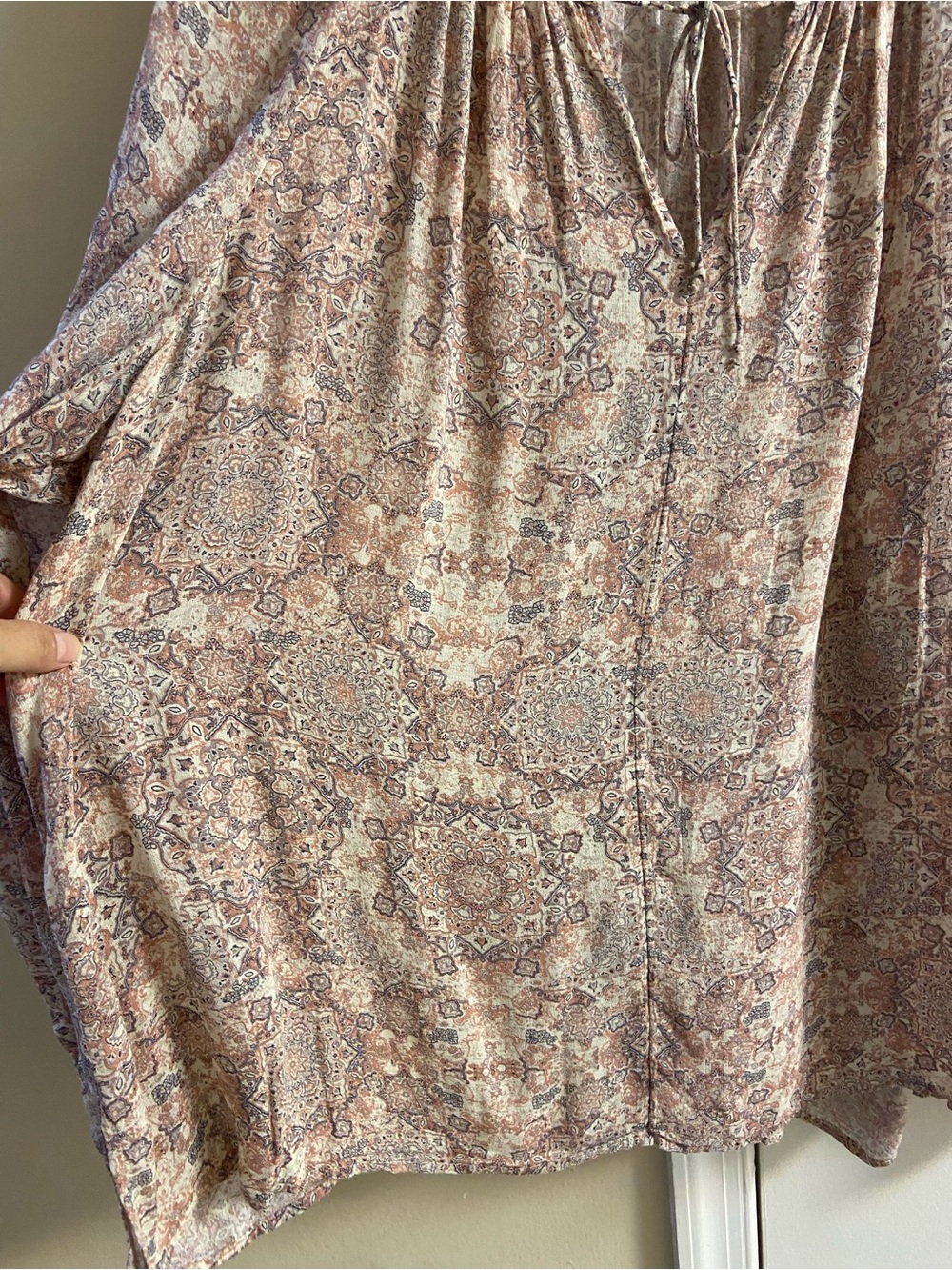 Lucky Brand Paisley Tie-Neck Peasant Blouse Taupe Pink 1X - Picture 4 of 8
